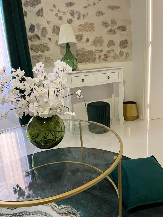 Appartamento Le Cosy Safranier Vieil Antibes Esterno foto