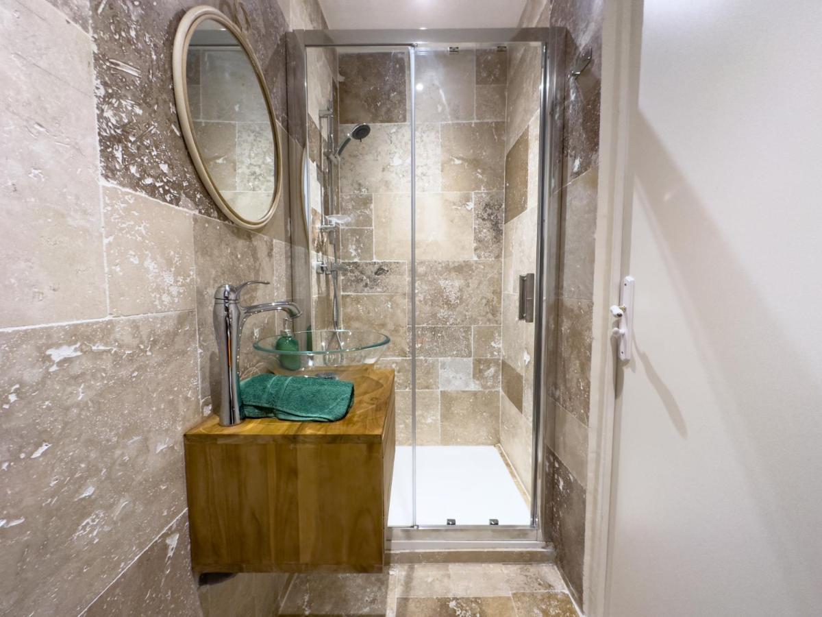 Appartamento Le Cosy Safranier Vieil Antibes Esterno foto